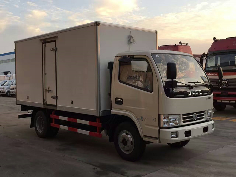 東風國五4米2冷藏車